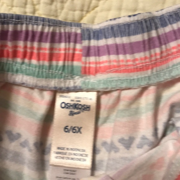 Girls shorts. EUC - Picture 4 of 6
